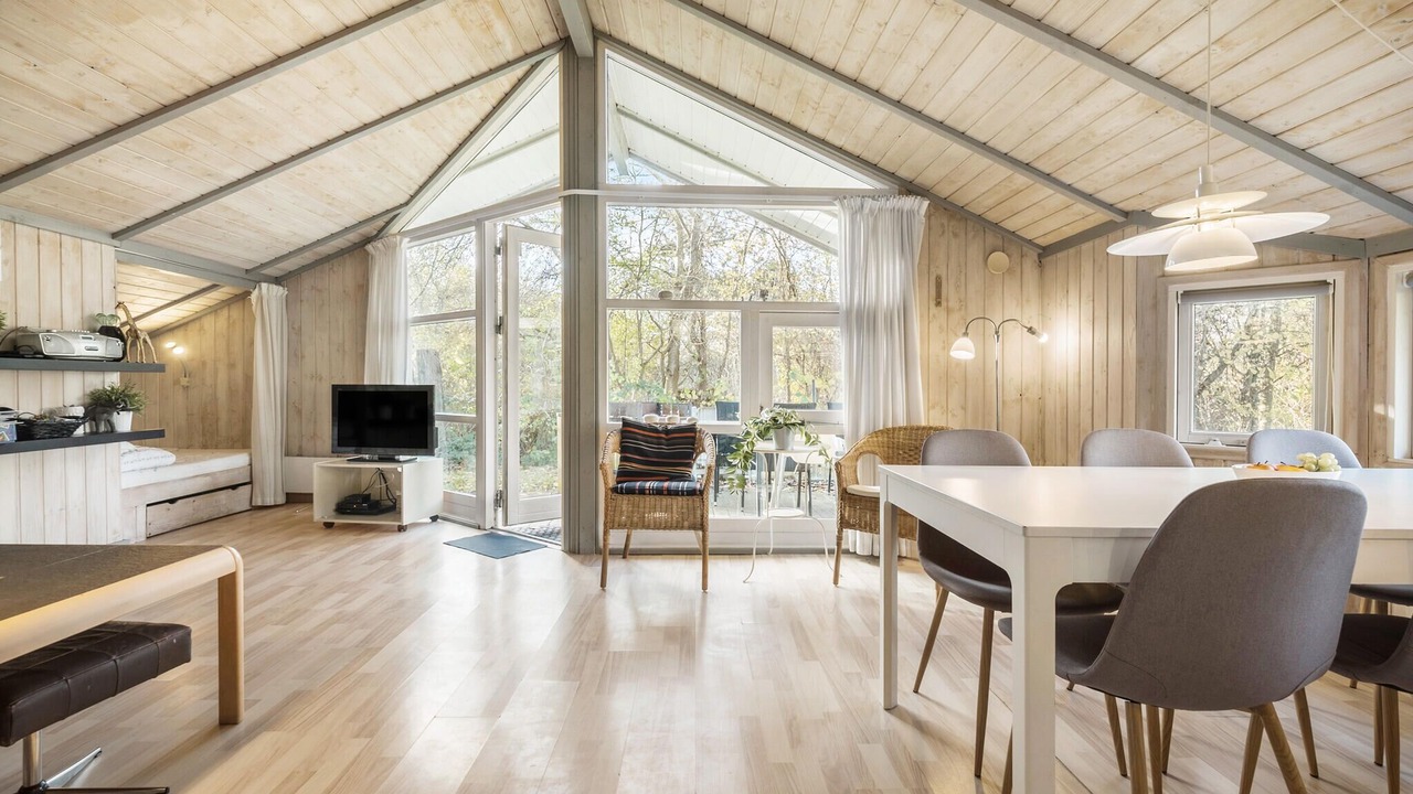 Photo of Bedroom in Follenslev