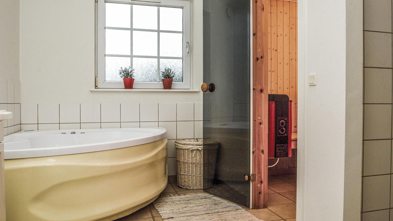 Photo of Bathroom in Aabenraa