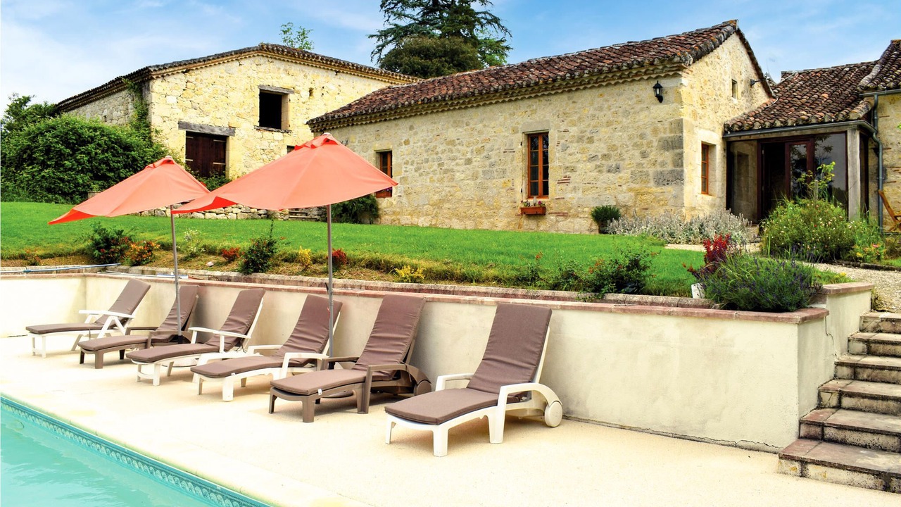 Photo of Outdoor in Bon-Encontre