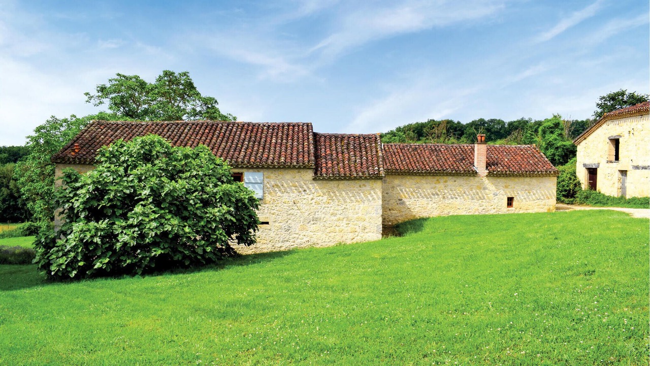 Photo of Outdoor in Bon-Encontre