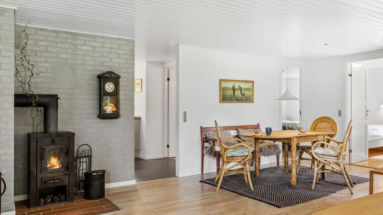 Photo of Bedroom in Listed