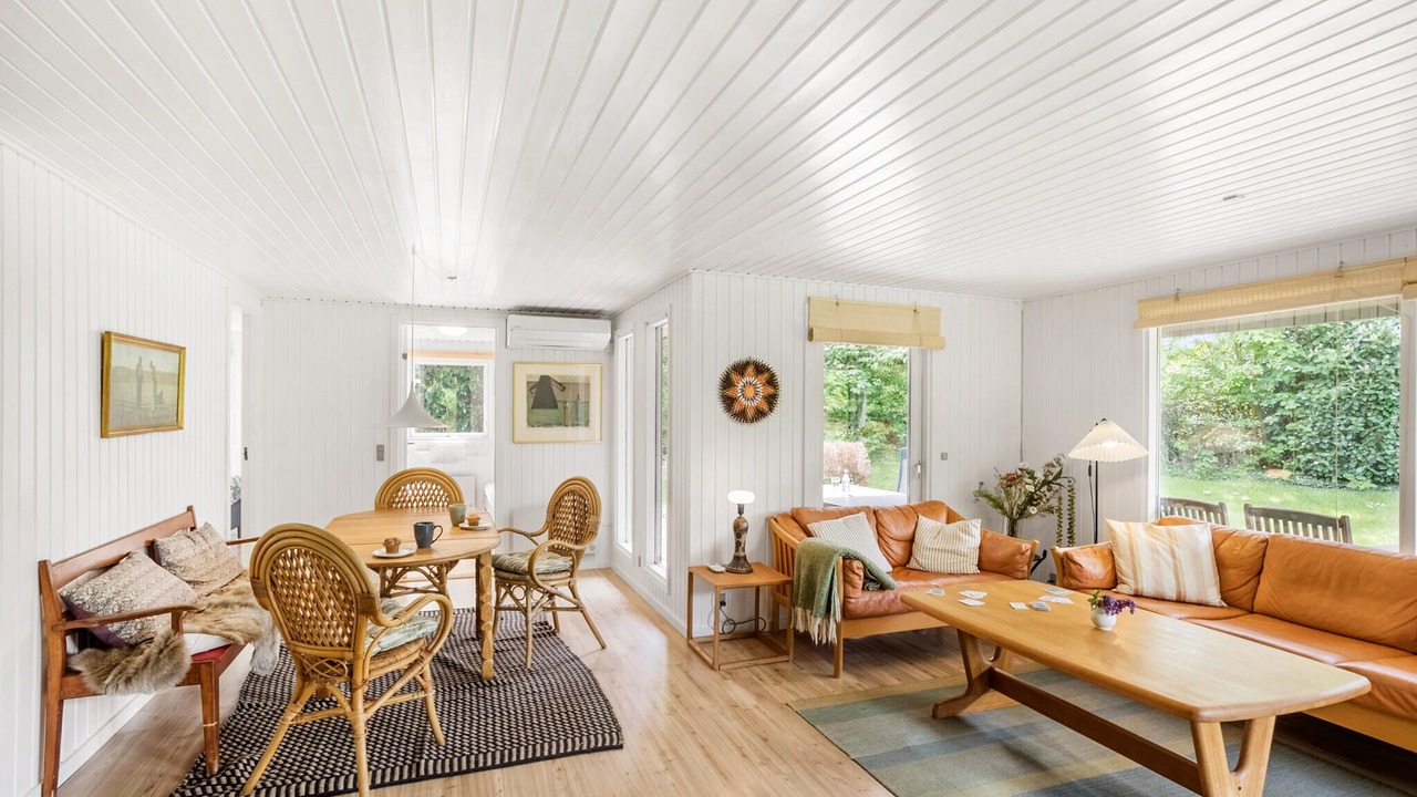 Photo of Bedroom in Listed