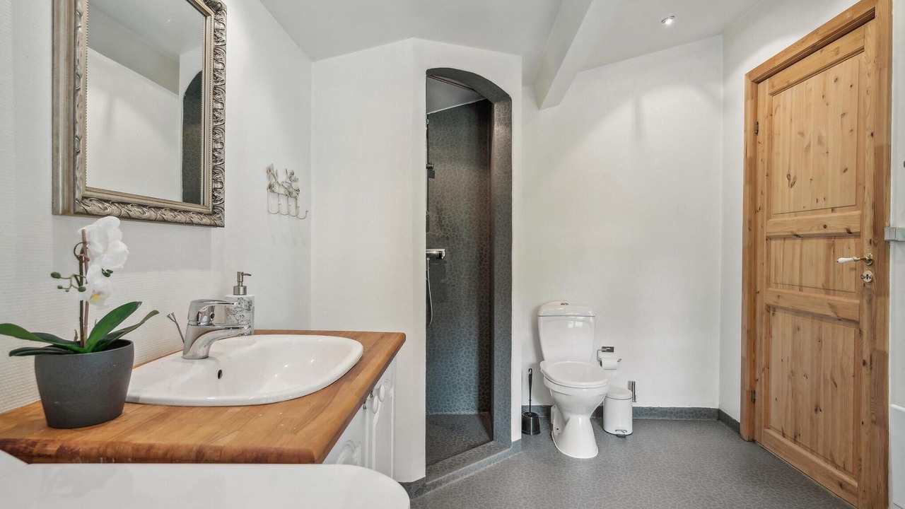 Photo of Bathroom in Hojslev