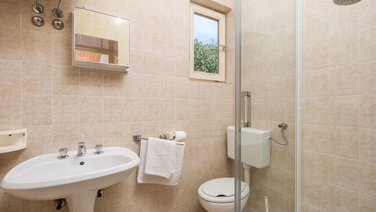Photo of Bathroom in Omisalj