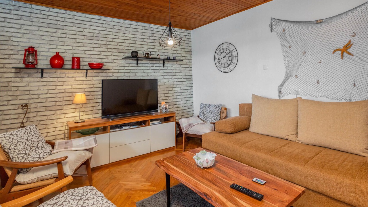 Photo of Bedroom in Karlobag