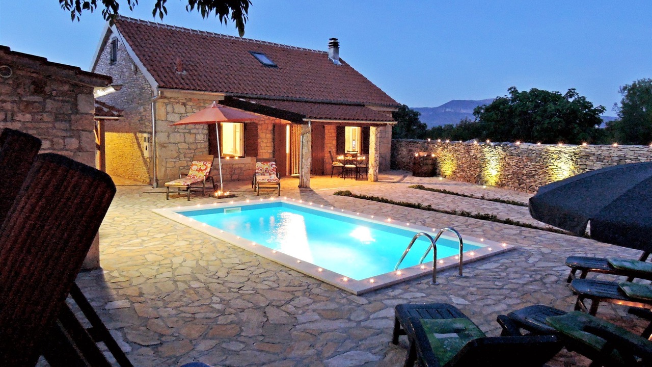 Photo of Outdoor in Promina
