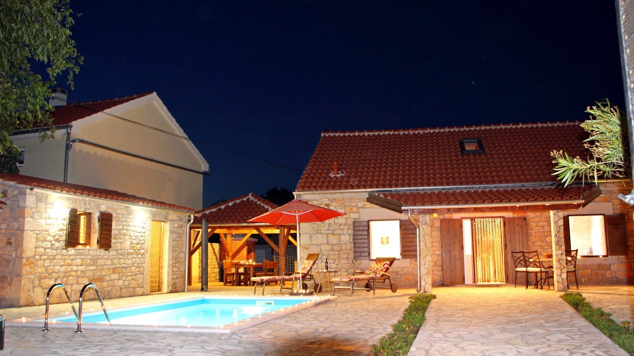 Photo of Outdoor in Promina