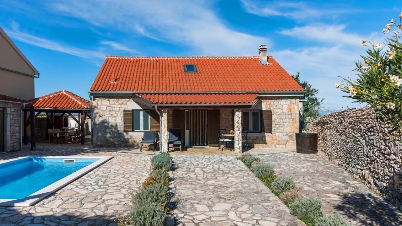 Photo of Outdoor in Promina