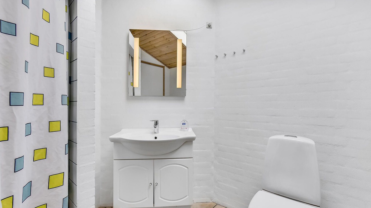 Photo of Bathroom in Pøt Strandby