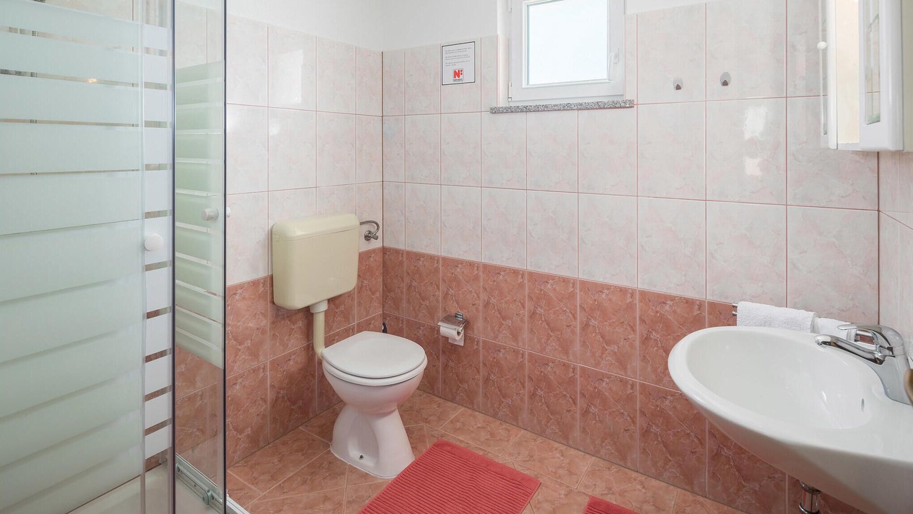 Photo of Bathroom in Mugeba