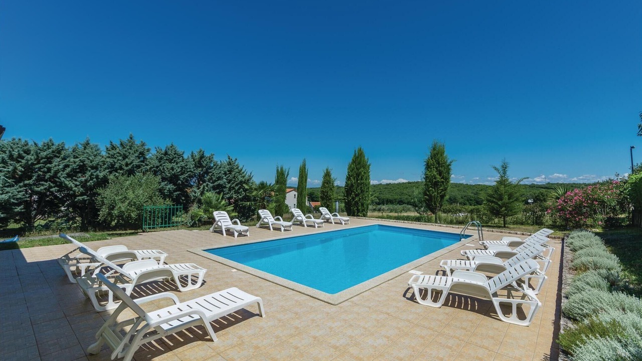 Photo of Outdoor in Mugeba