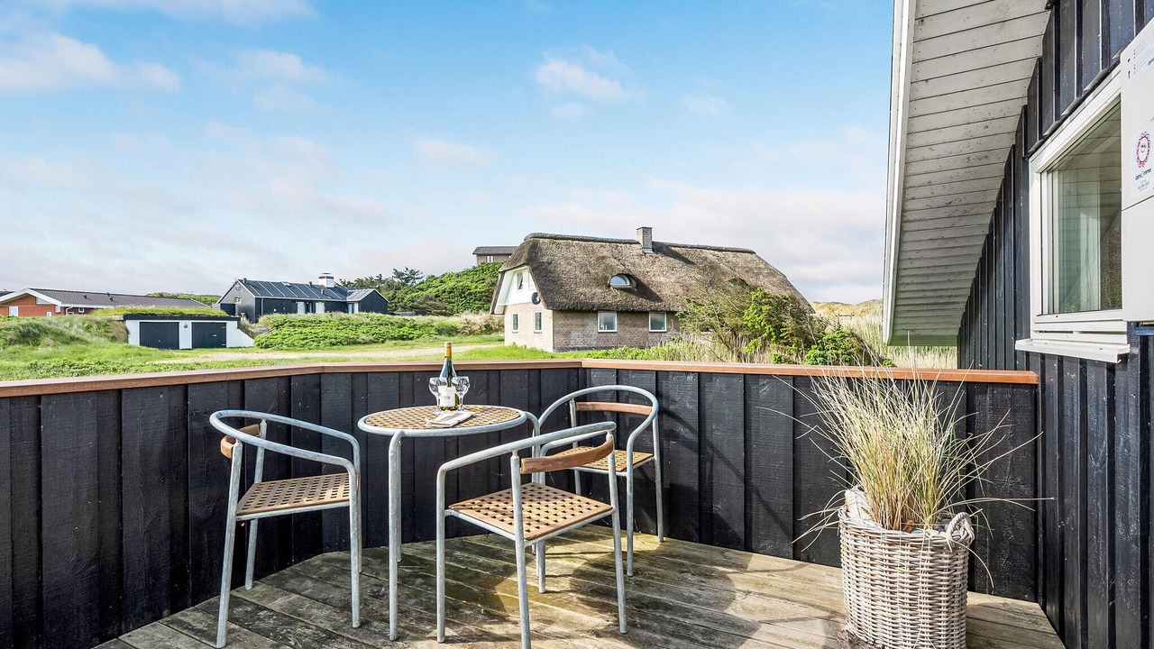 Photo of Others in Houvig