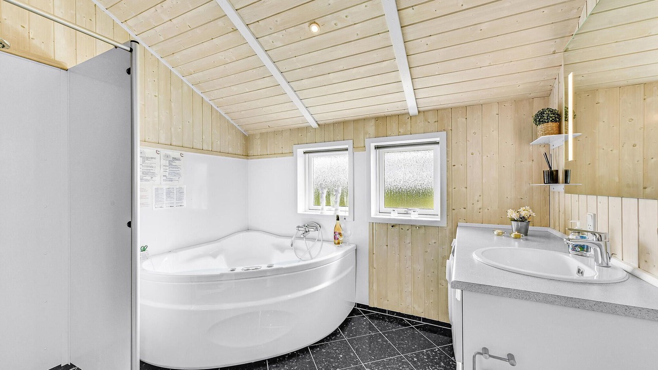 Photo of Others in Houvig