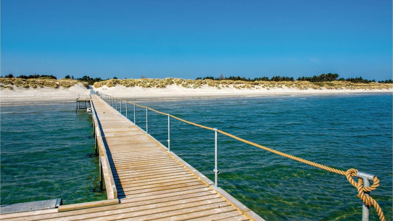 Photo of Others in Bratten Strand