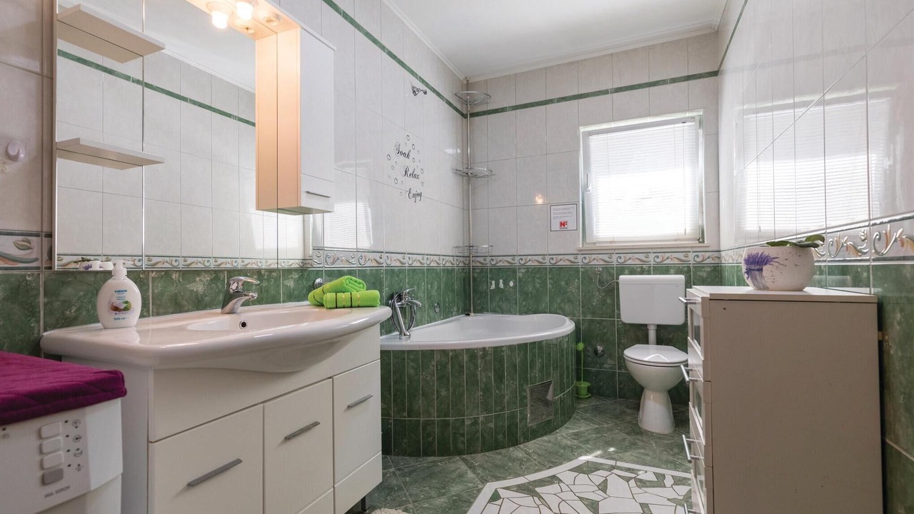 Photo of Bathroom in Ploce