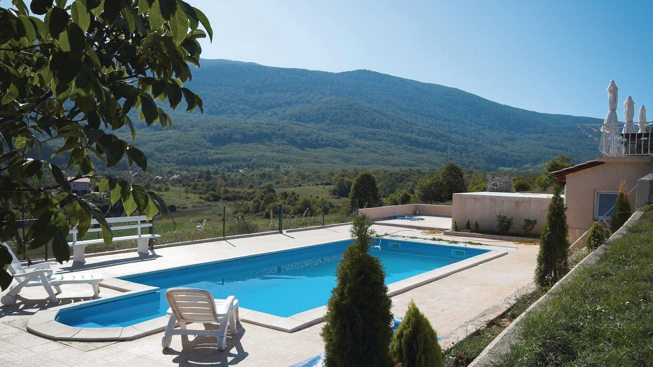 Photo of Outdoor in Crni Kal