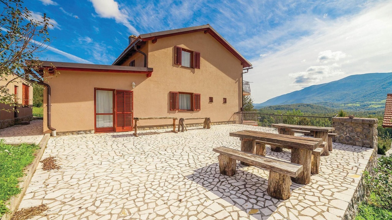 Photo of Outdoor in Crni Kal