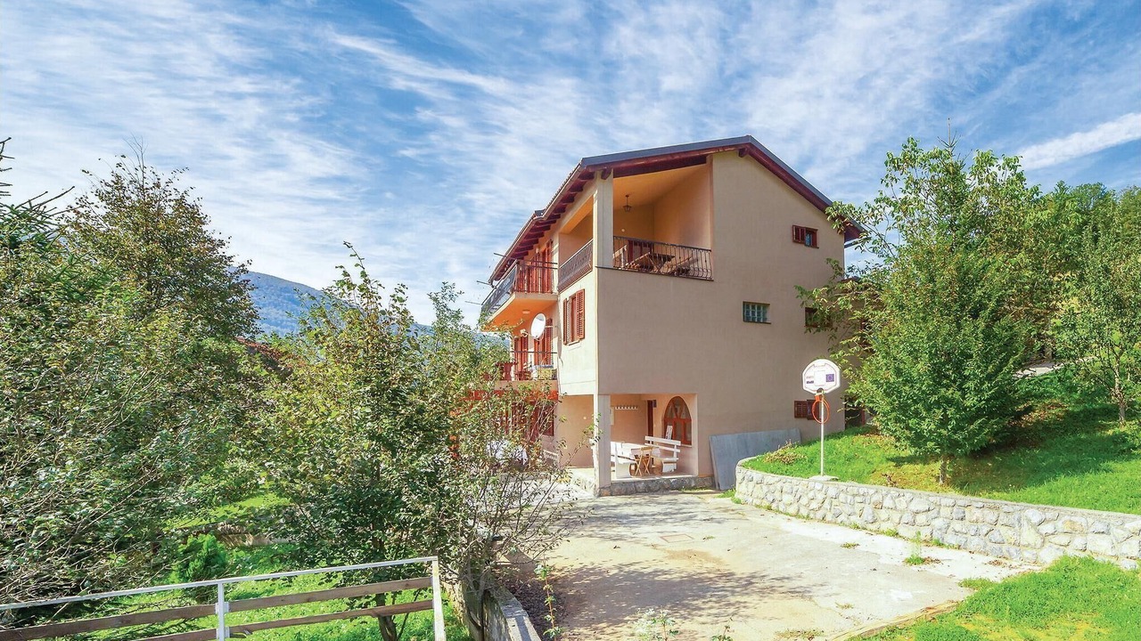 Photo of Outdoor in Crni Kal