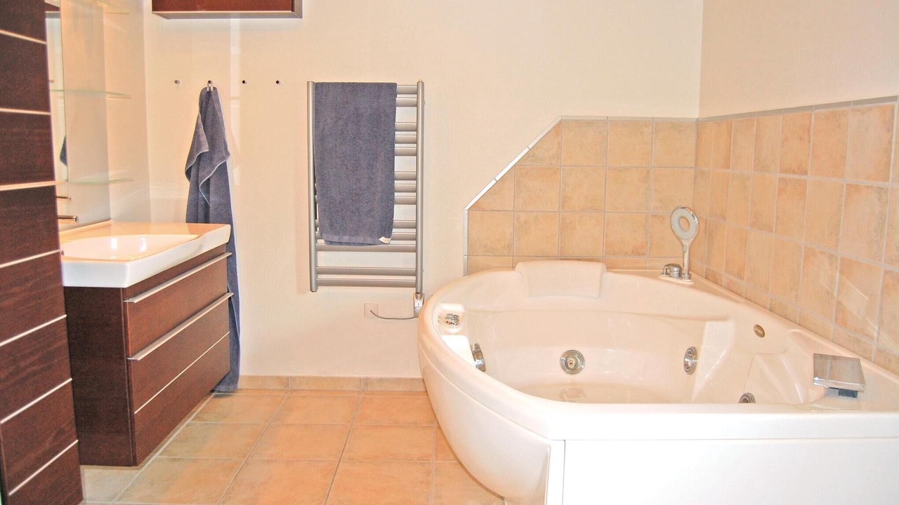 Photo of Bathroom in Bog By