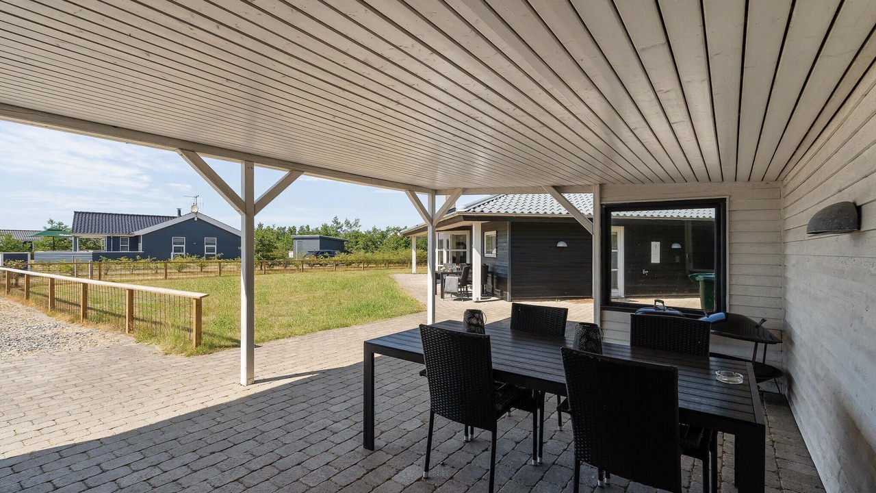 Photo of Others in Skaven Strand