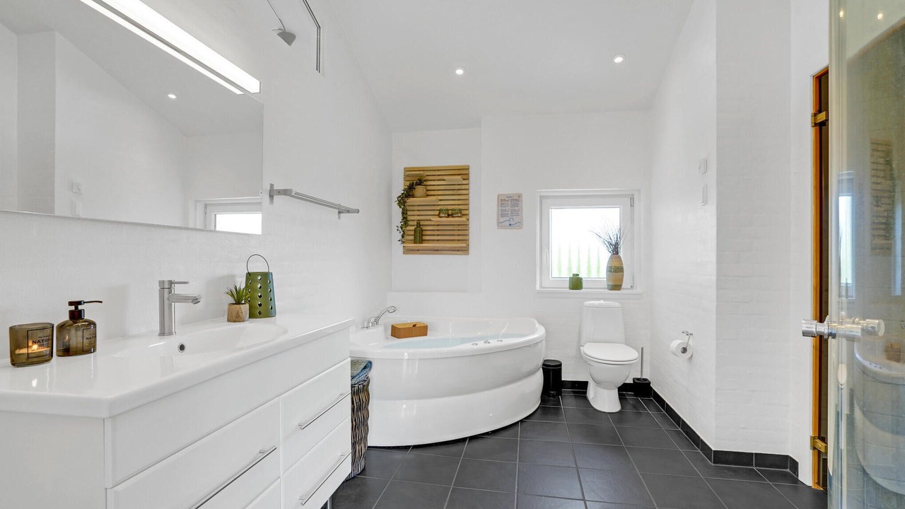 Photo of Bathroom in Skjern