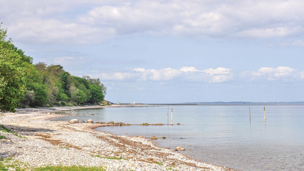 Photo of Others in Mommark Strand