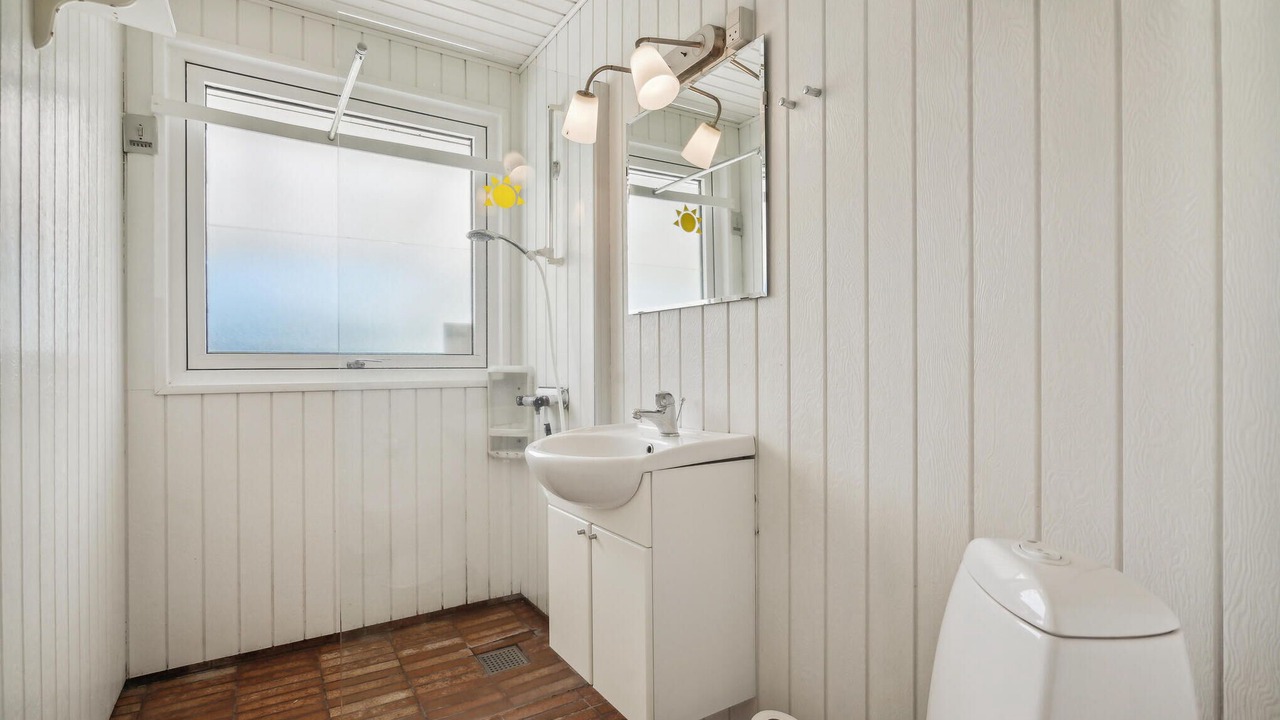 Photo of Bathroom in Hejlsminde Strand
