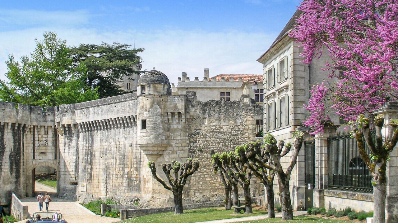 Photo of Others in Suaux