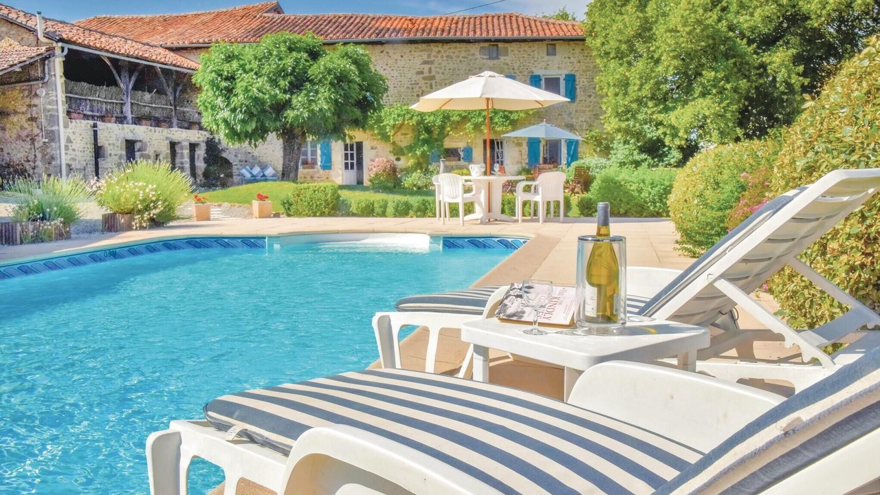 Photo of Outdoor in Suaux