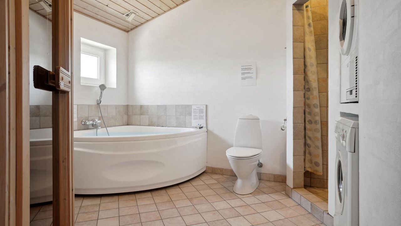 Photo of Bathroom in Vorupør