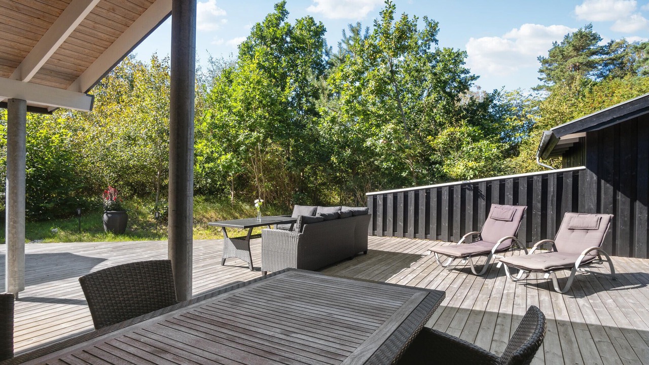 Photo of Others in Grena Strand