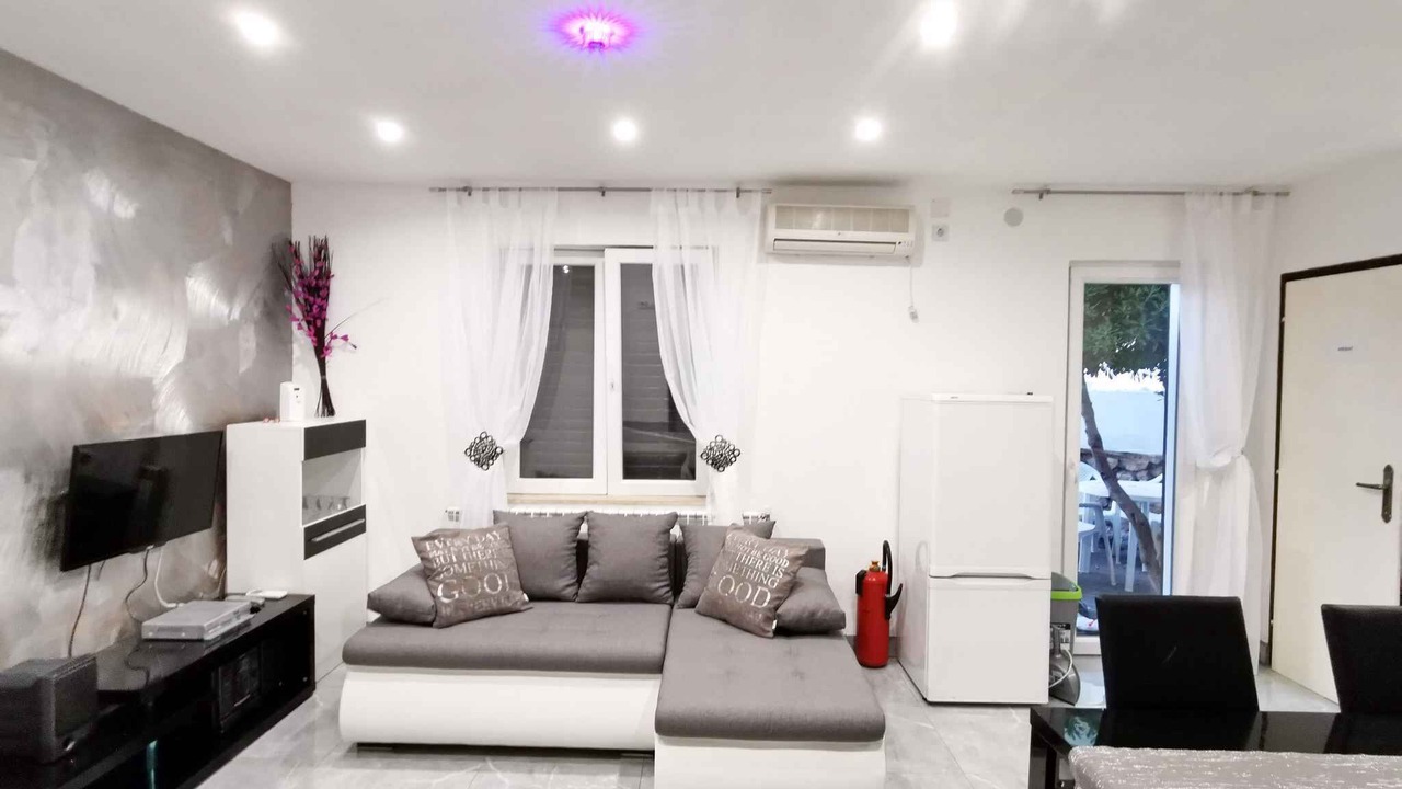 Photo of Livingroom in Baska