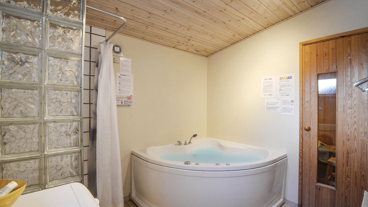 Photo of Bathroom in Øer Strand