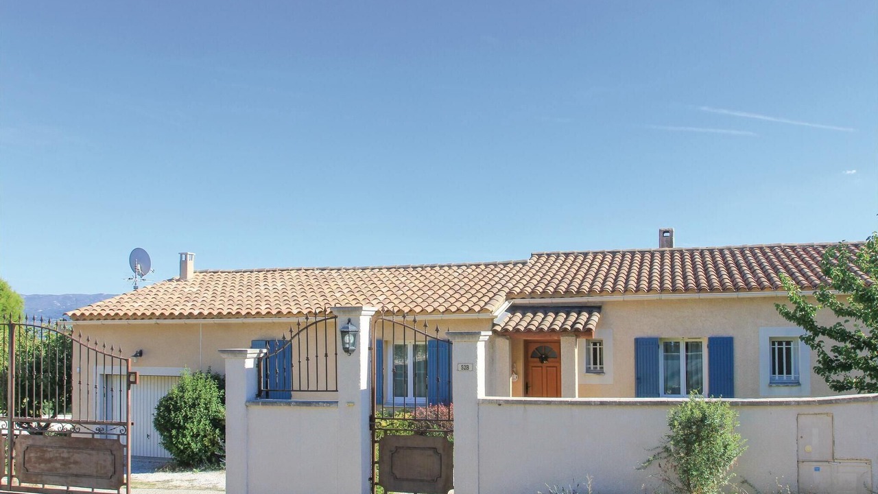 Photo of Others in Goult