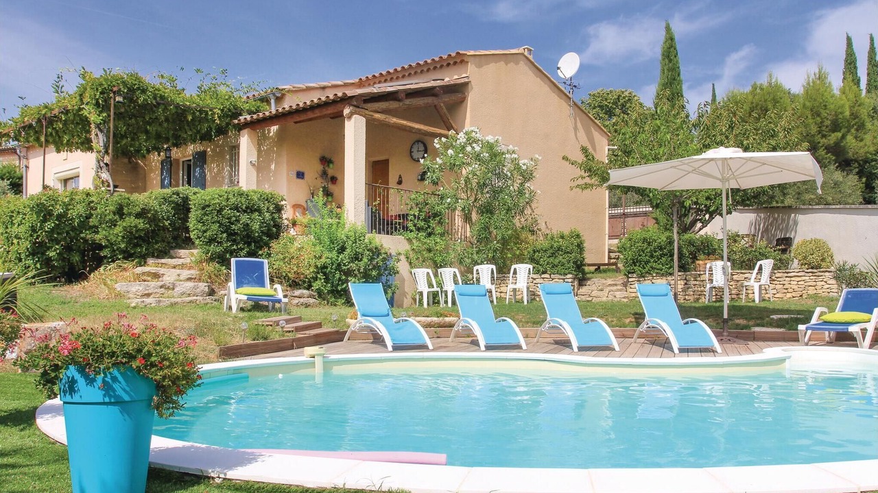 Photo of Others in Goult