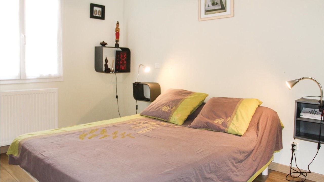 Photo of Others in Goult