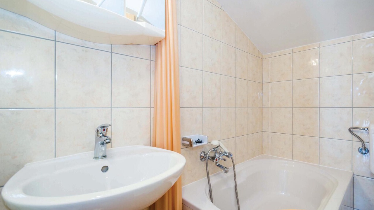 Photo of Bathroom in Rab
