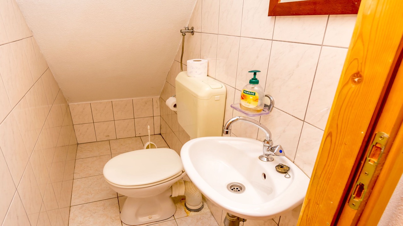 Photo of Bathroom in Grohote
