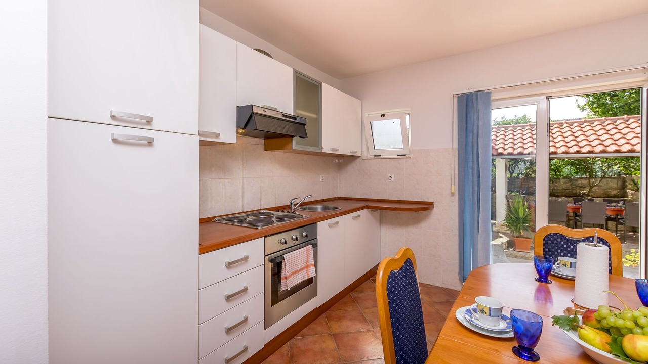Photo of Kitchen in Grohote