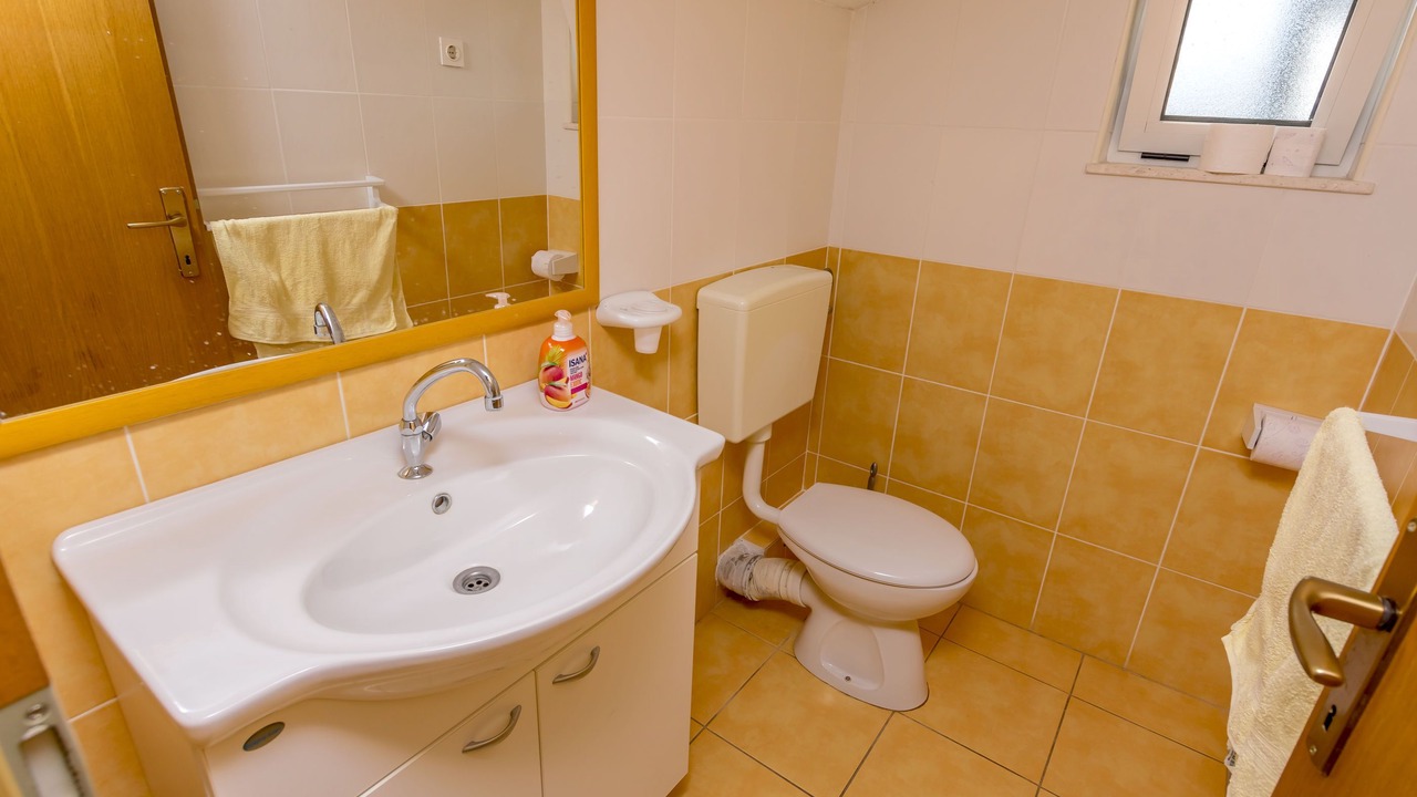 Photo of Bathroom in Grohote