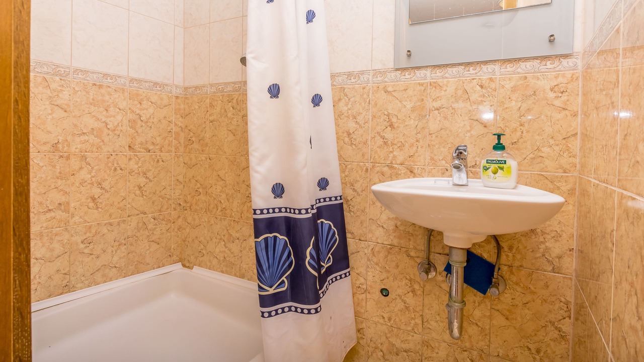 Photo of Bathroom in Grohote