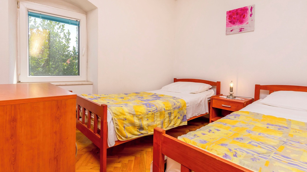 Photo of Bedroom in Grohote
