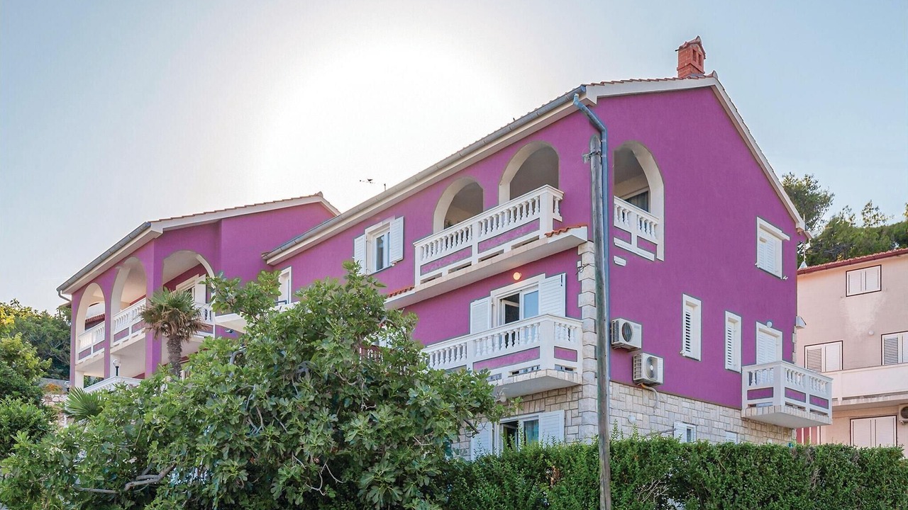 Photo of Outdoor in Banjol