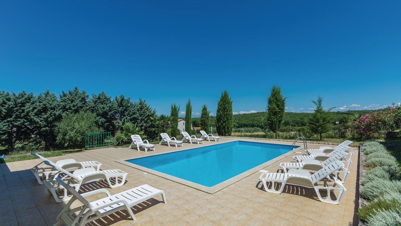 Photo of Outdoor in Mugeba