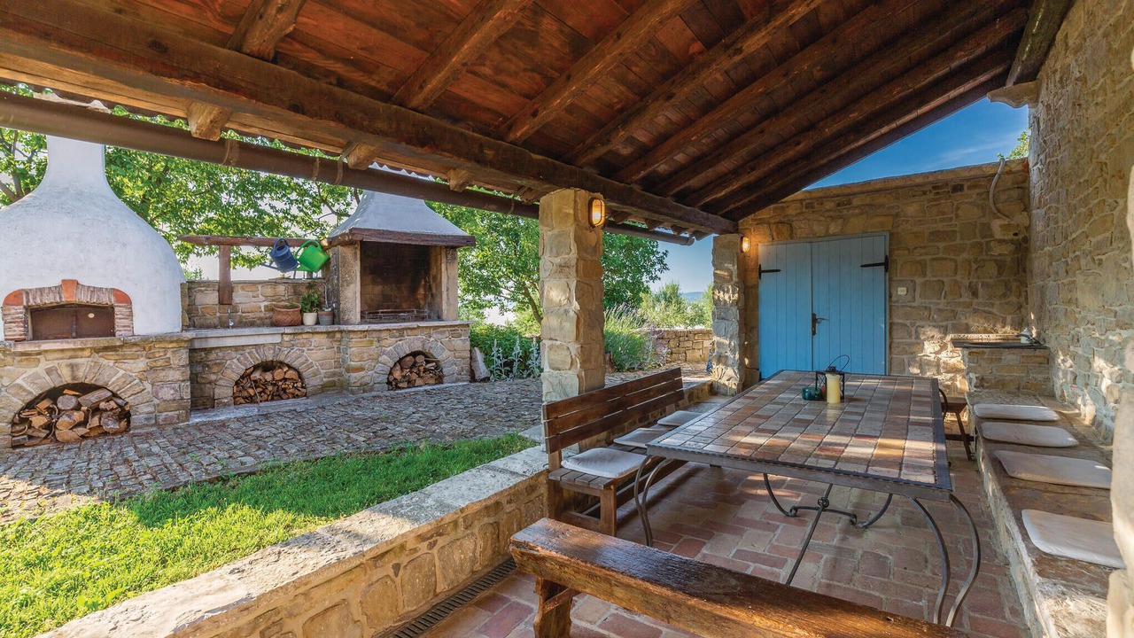 Photo of Patio Balcony in Kostanjica