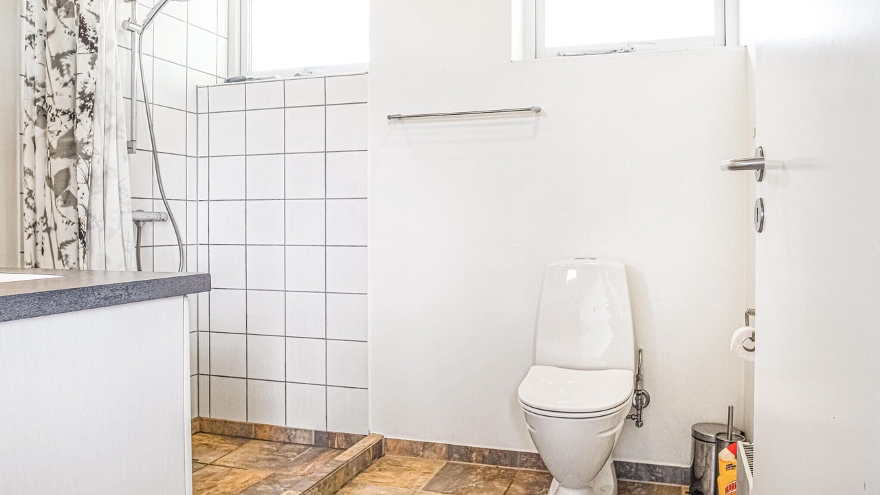 Photo of Bathroom in Hov