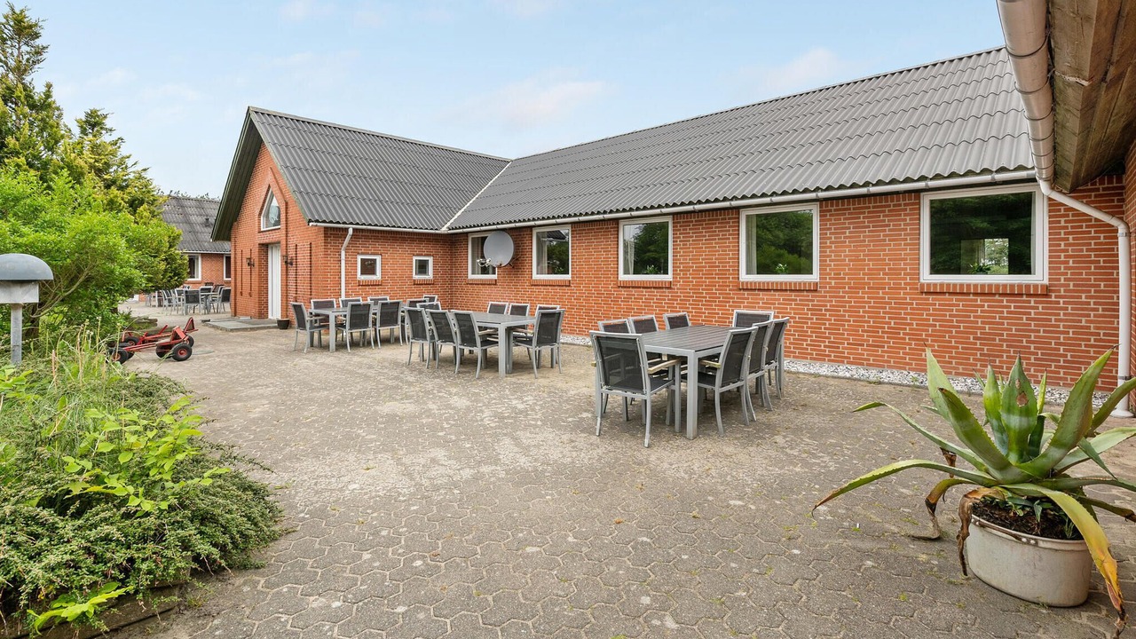 Photo of Others in Lokken