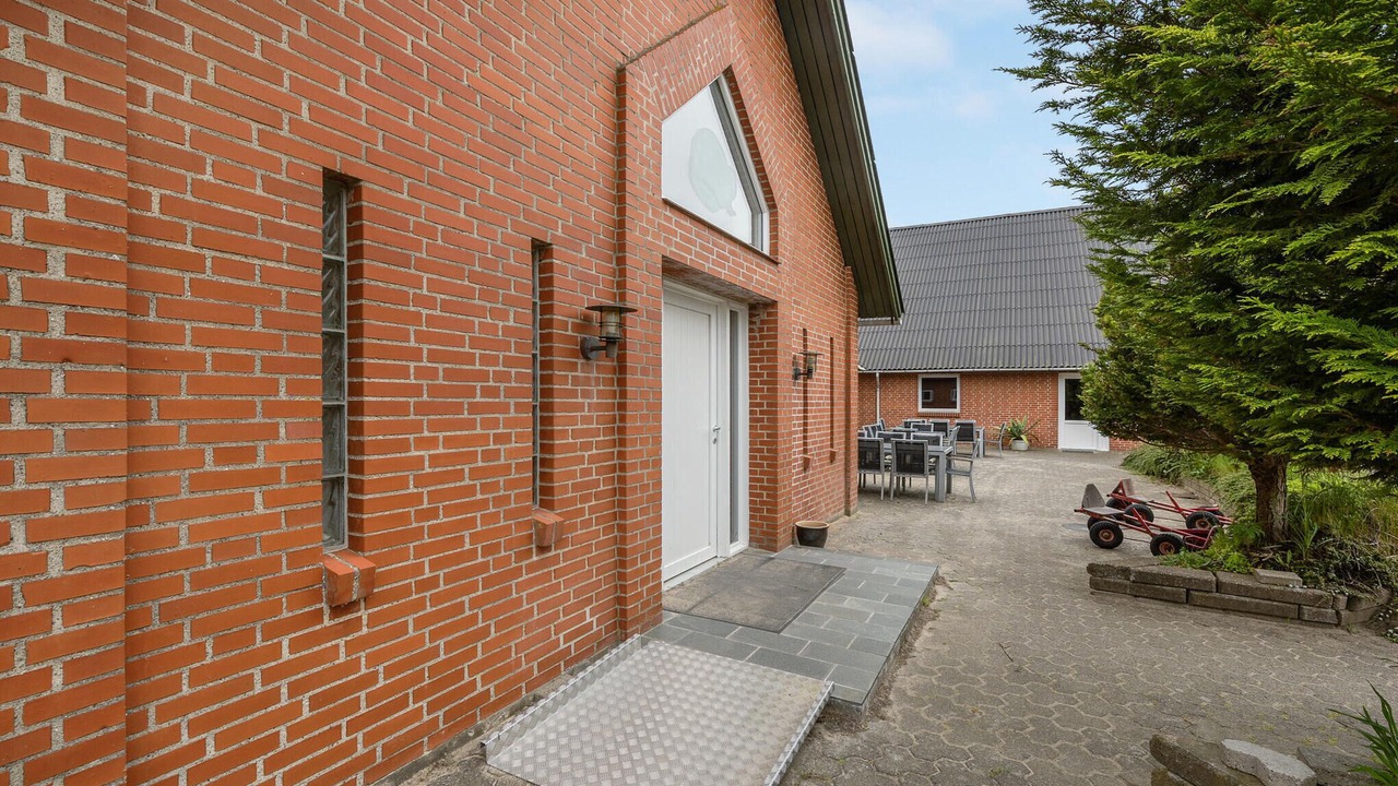 Photo of Others in Lokken