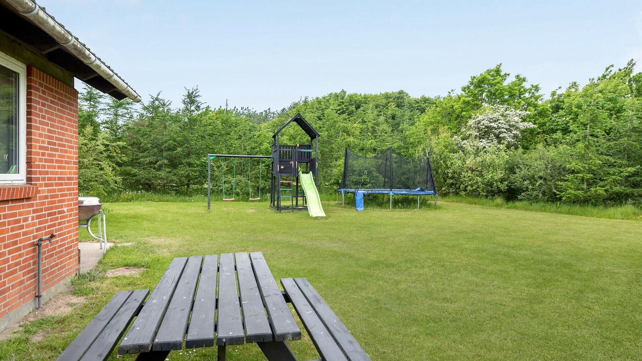 Photo of Others in Lokken