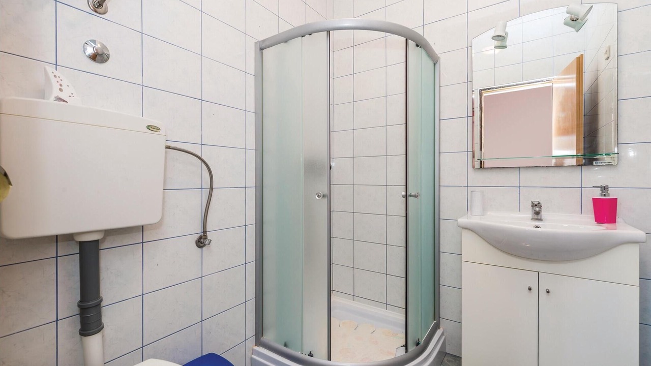 Photo of Bathroom in Dinjiska